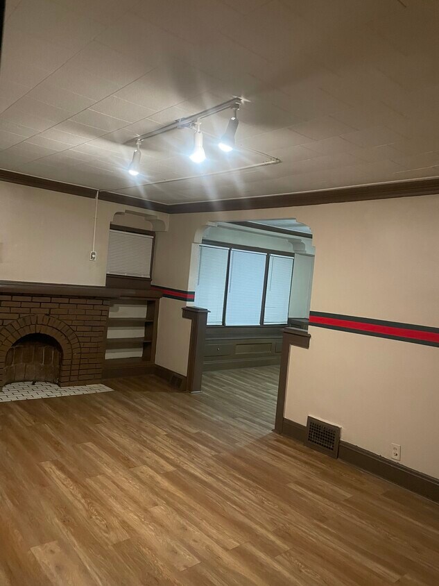 Foto principal - 3824 E 142nd St