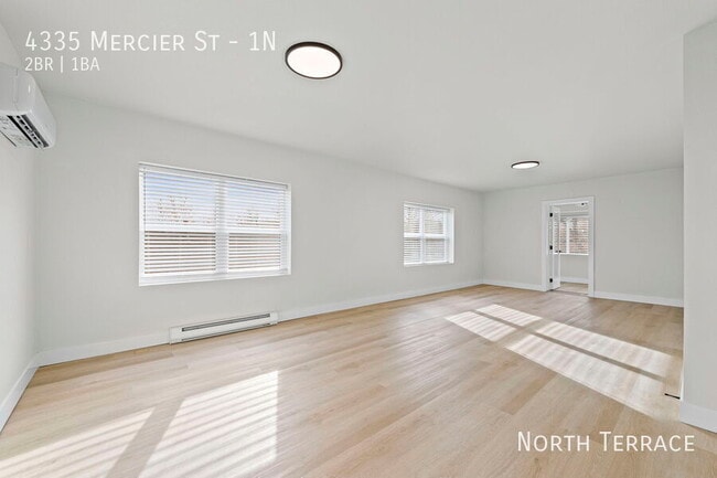 Foto del edificio - 4335 Mercier St