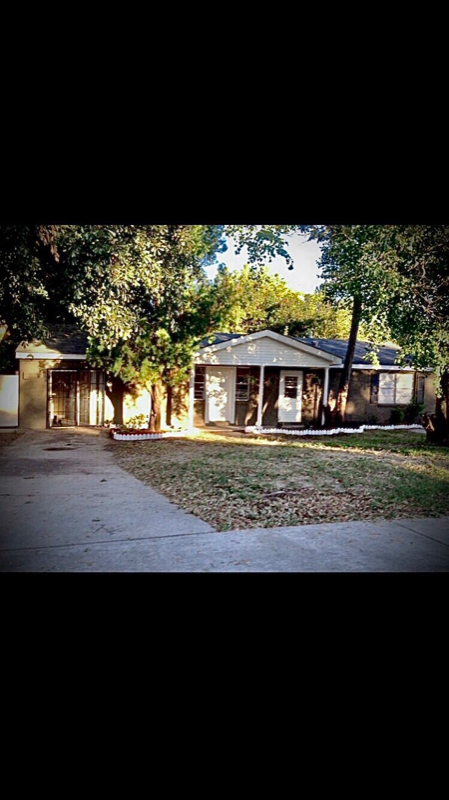 Foto principal - 507 St Michael Ct