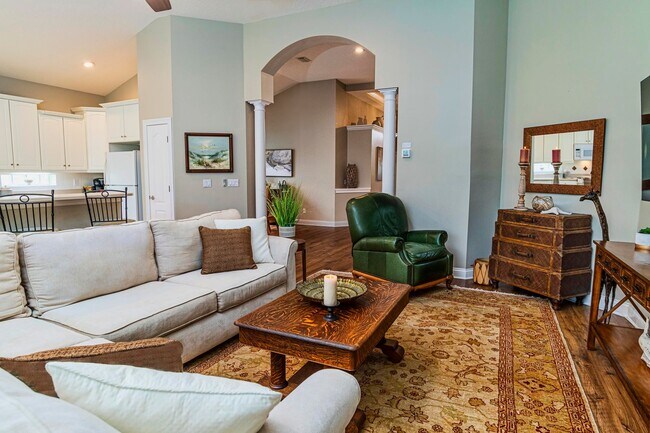 Foto del edificio - On island time -BBQ-Pool -sleeps 10 -near ...