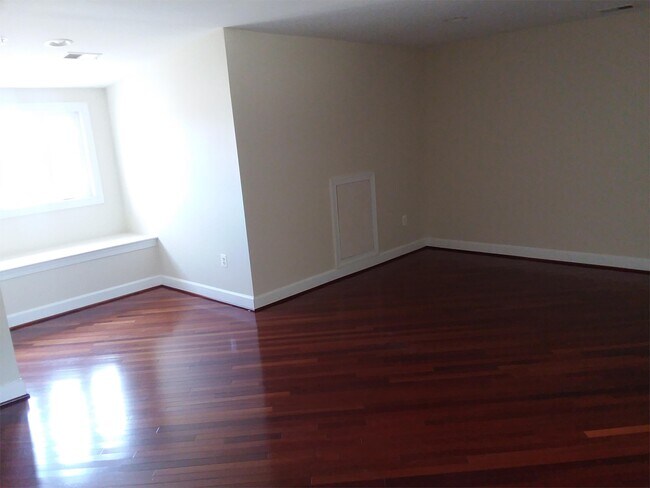 Foto del edificio - 14080 Blue View Ct