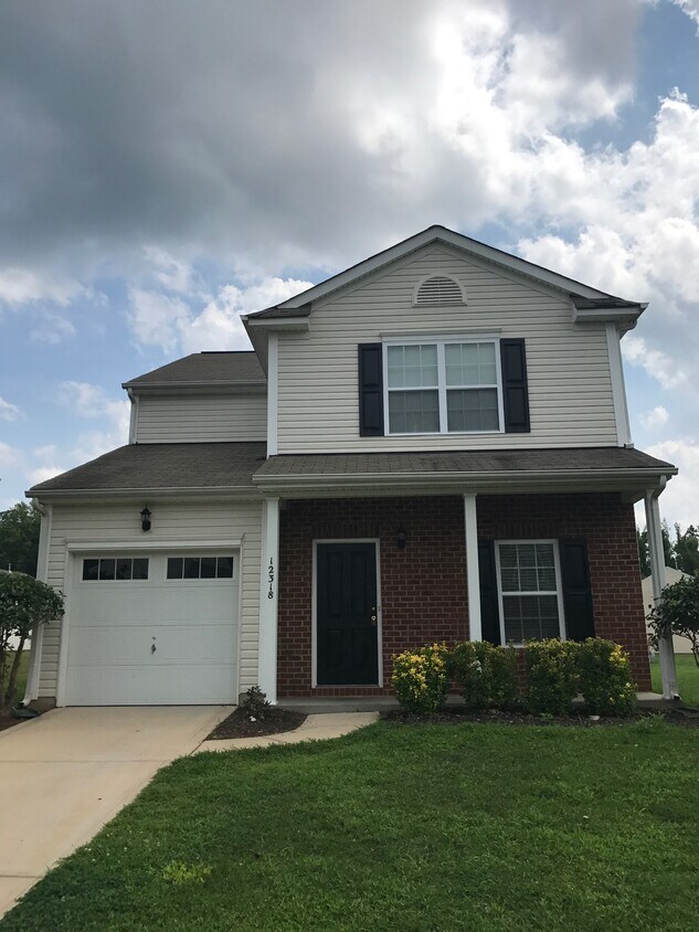 Foto principal - 12318 Downy Birch Rd