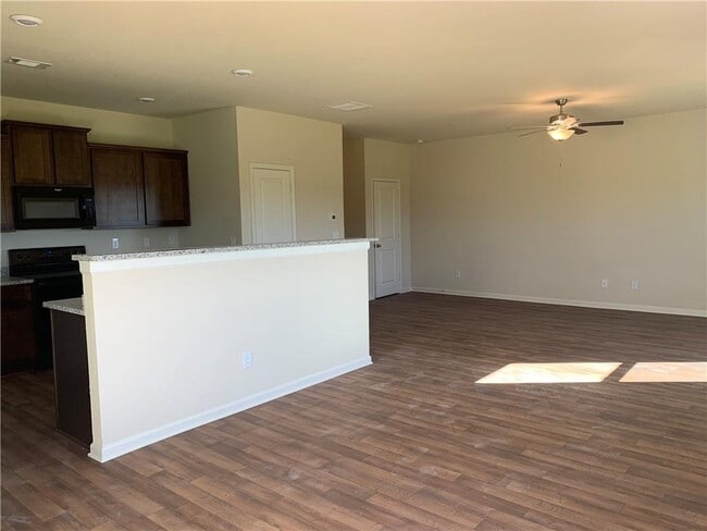 Foto del edificio - 929 Independence Ave