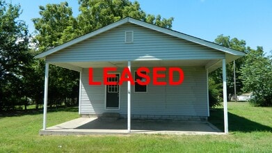 Building Photo - 508 1/2 Sugar Hill Rd