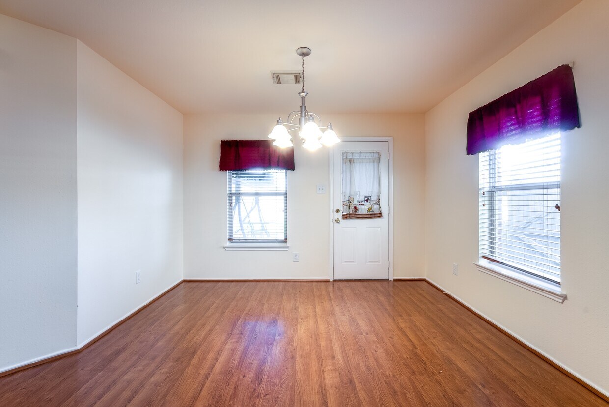 Foto del edificio - 18231 Afton Hollow Ln