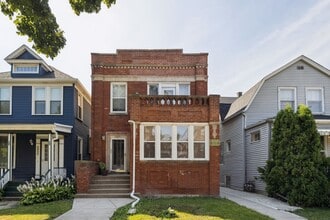Building Photo - 4847 W Hutchinson St