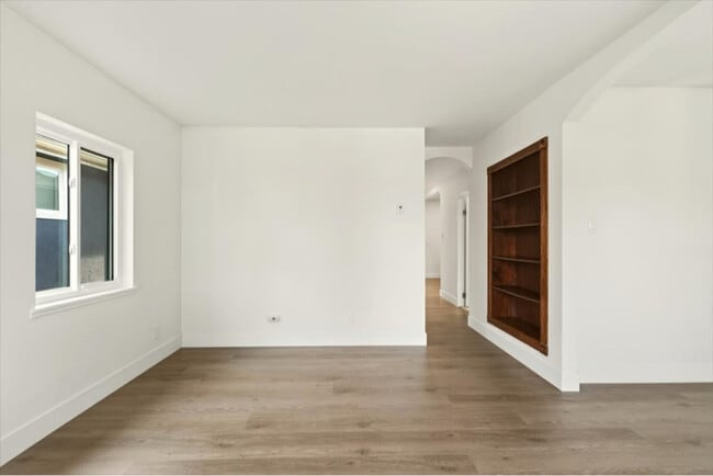 Building Photo - 1316 Parker St