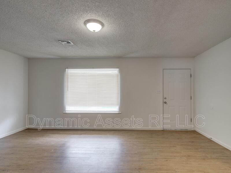 1904 John F Kennedy St Unit A, Pittsburg, KS 66762 Condo for Rent in