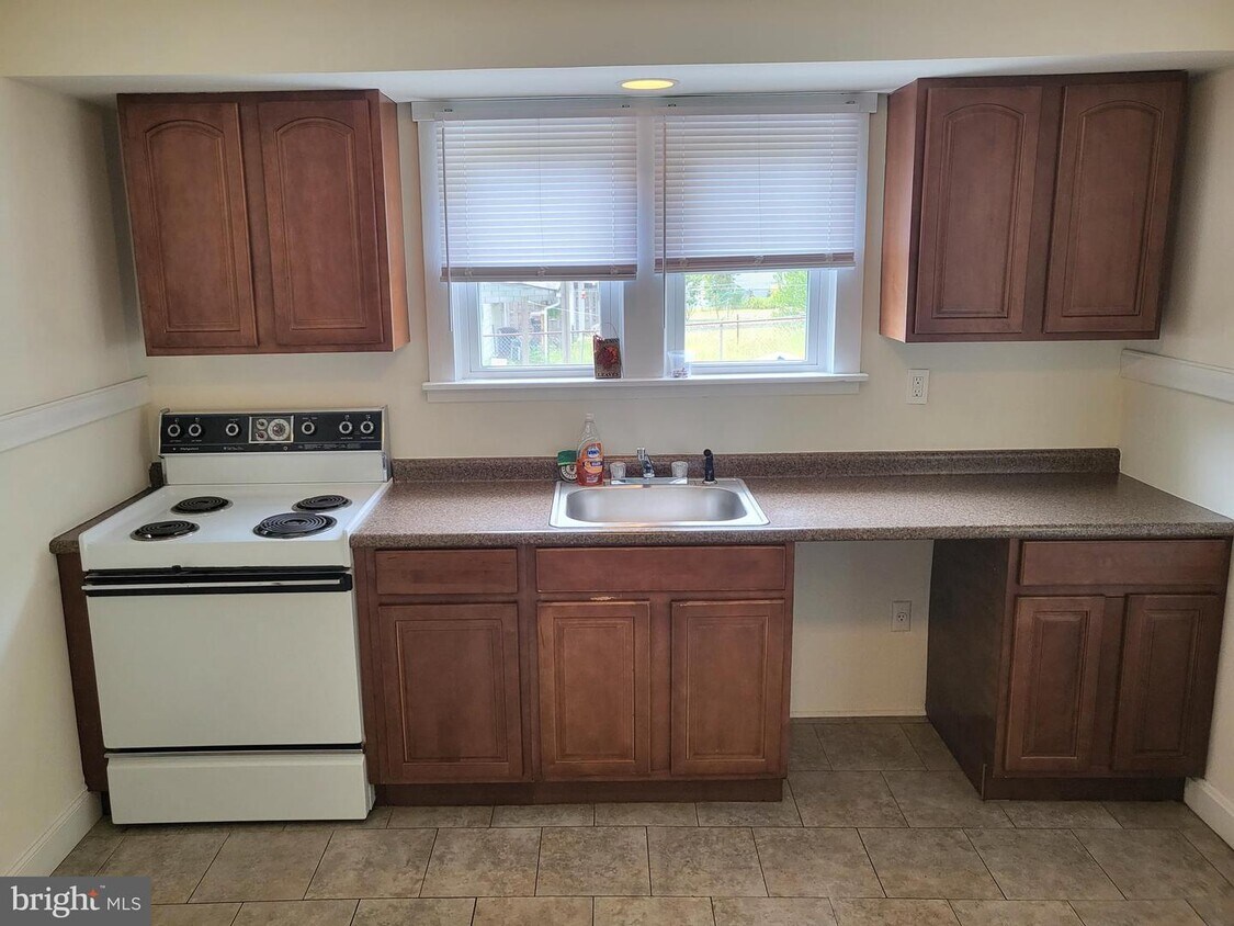 517 E Elm St Unit 517A, Tamaqua, PA 18252 Room for Rent in Tamaqua