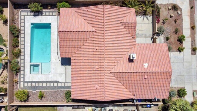 Foto del edificio - 67892 Mccallum Way