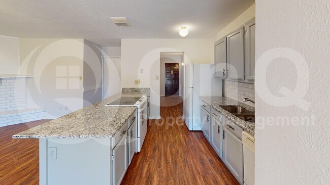 Foto del edificio - 5620 Pearce St