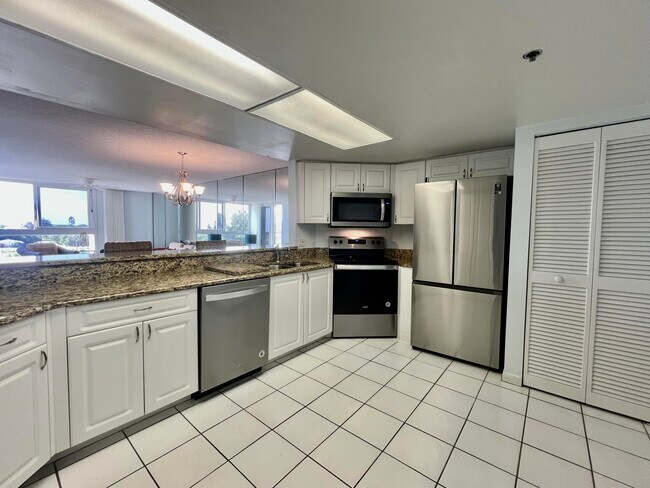 Building Photo - 2700 N Hwy A1A