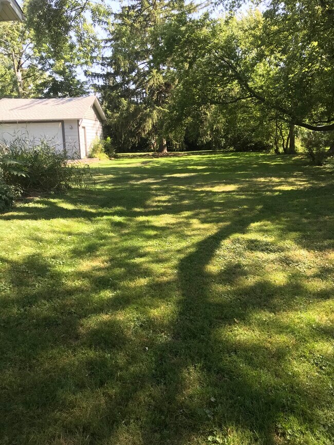 Foto del edificio - 249 E Park Blvd