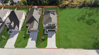 Building Photo - 18829 Lucas Michael Wy