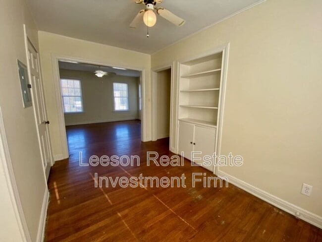 Building Photo - 735 Ratcliff St