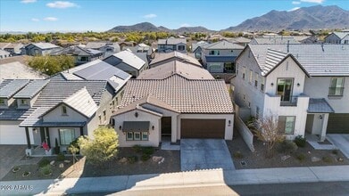 Building Photo - 21147 W Hillcrest Blvd