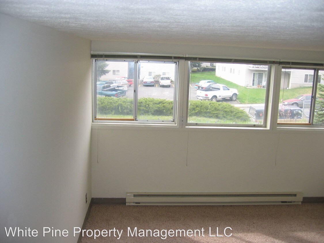 Building Photo - 306 Lauder Ave