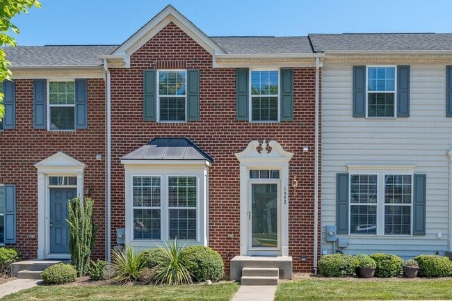 Photo - 1992 Asheville Dr Townhome