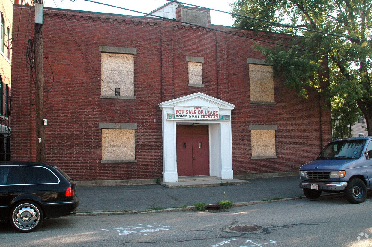 Building Photo - 776 Merrimack St
