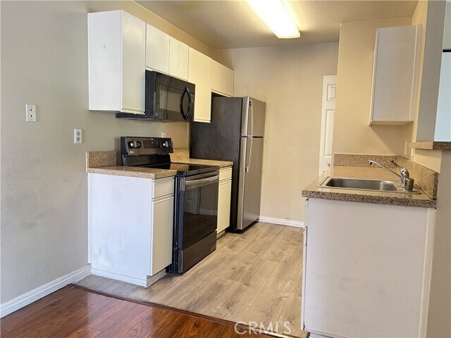 Foto principal - 1265 Kendall Dr