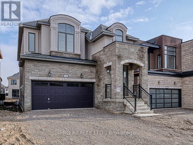 Photo du bâtiment - 830 Sobeski Ave