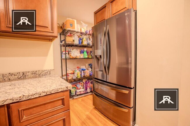 Building Photo - 4 bedroom in Brookline MA 02446