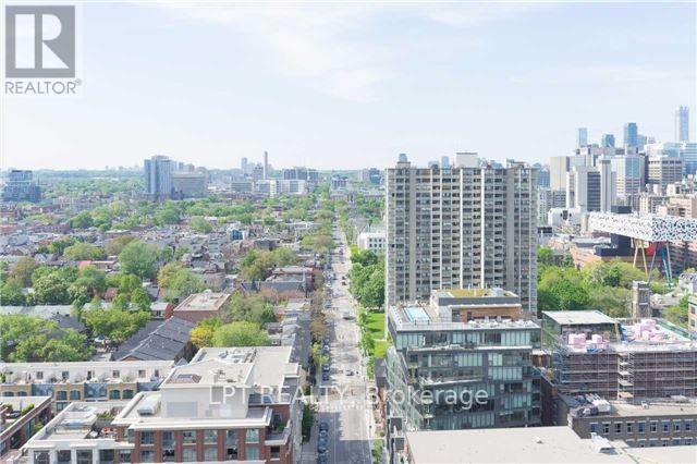 Photo du bâtiment - 318 Richmond St W