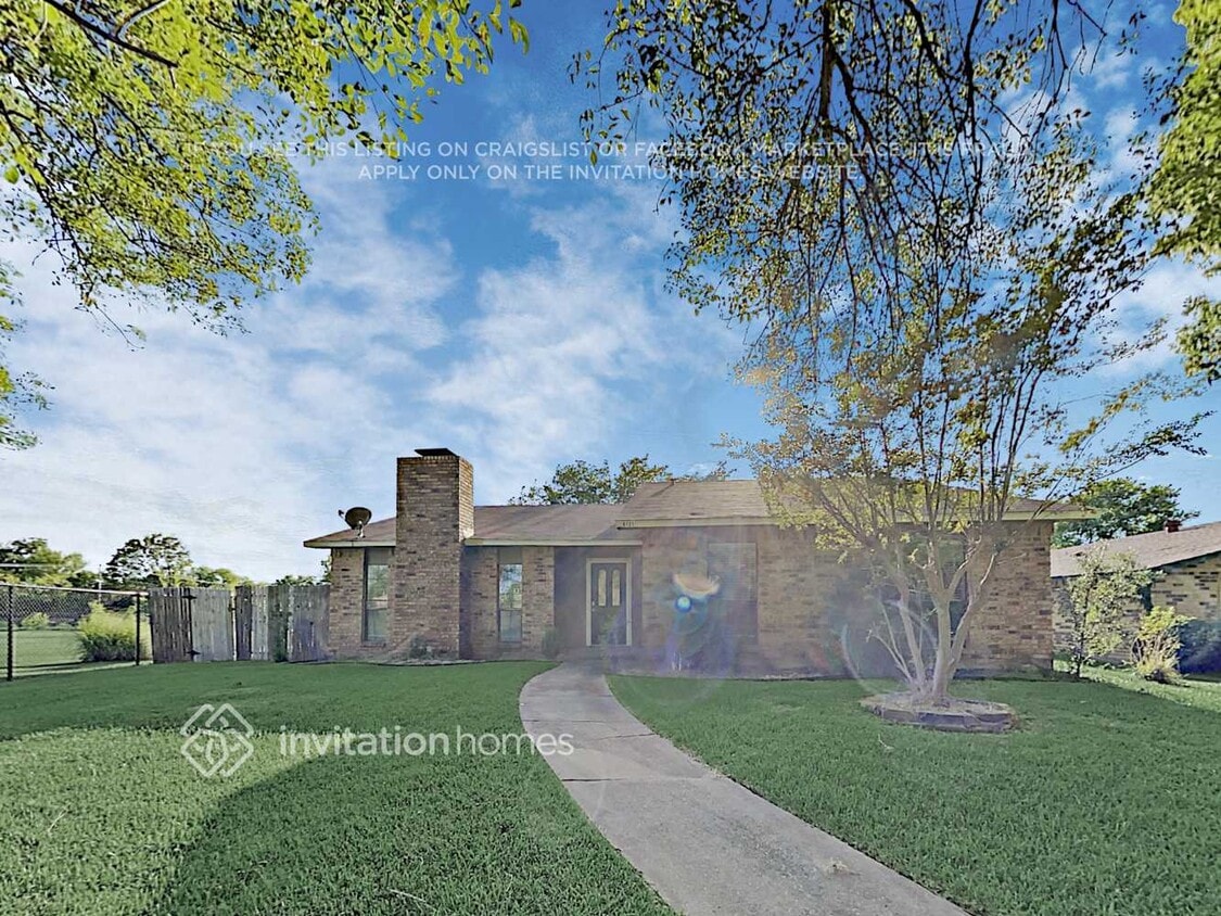 Primary Photo - 6101 Greenlawn St