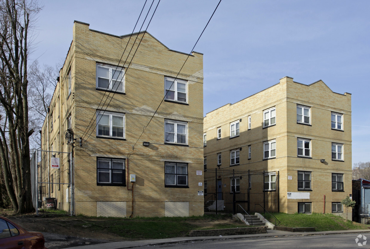 Building Photo - St. Clair Manor