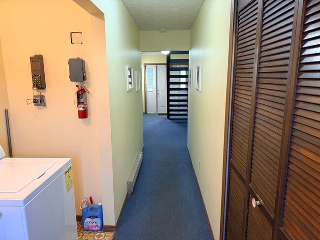 Foto del edificio - 806 Kentwood Dr