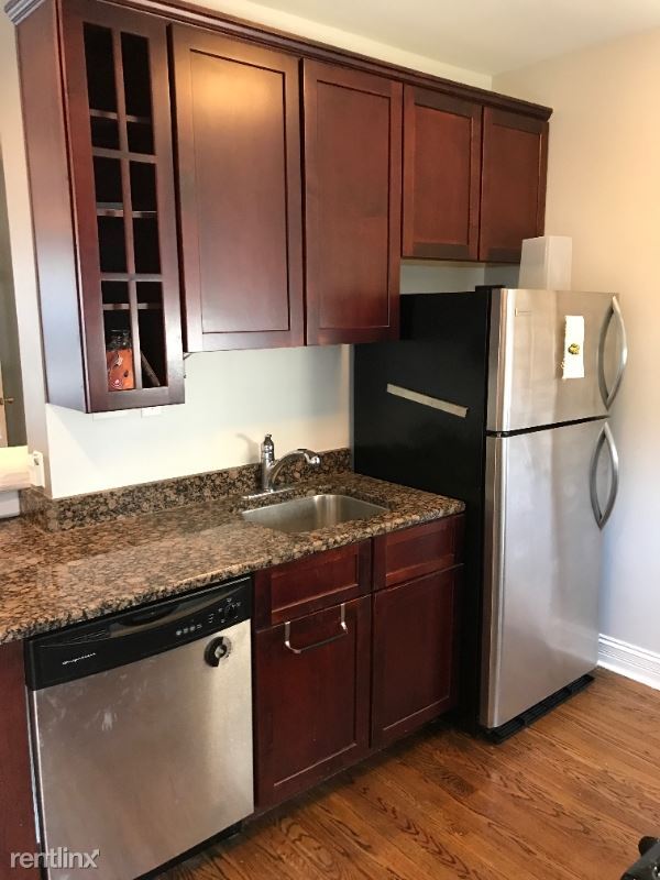 Foto del edificio - 3657 N Damen Ave