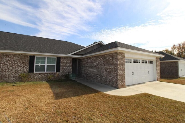 Foto del edificio - 581 Brushwood Dr