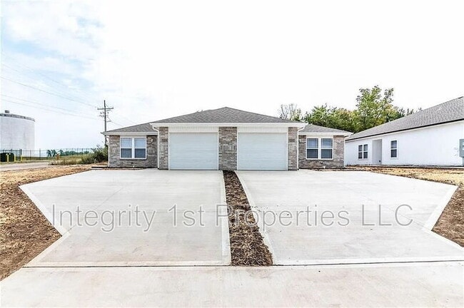 Building Photo - 1510 Park Ave