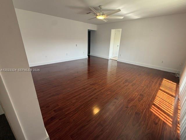 Foto del edificio - 8304 Dundee Terrace
