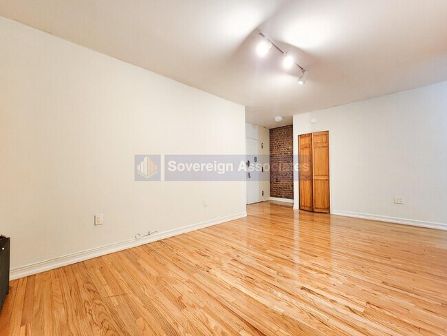 Foto del edificio - 112 Haven Ave