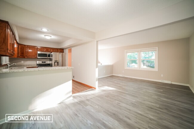 Building Photo - 1918 NE 4th ST