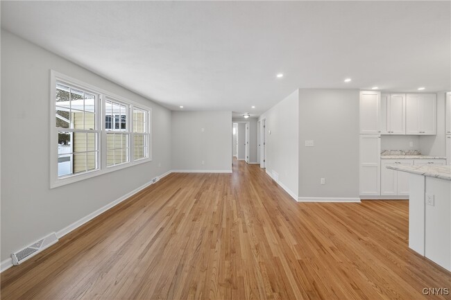 Building Photo - 101 Augusta Dr