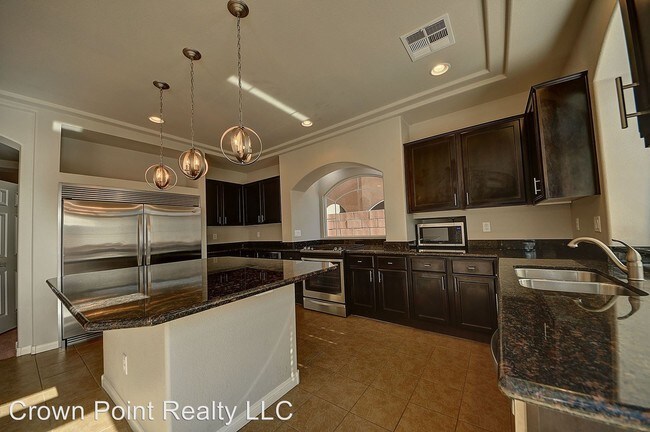 Building Photo - 5 br, 2.5 bath House - 6461 Mount Eden Avenue