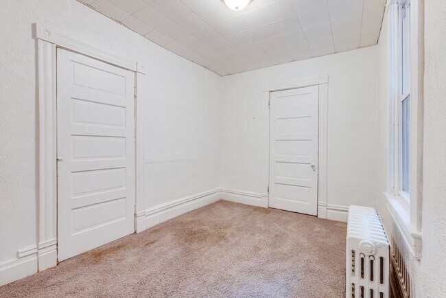 Foto del edificio - 406 Kingsboro St