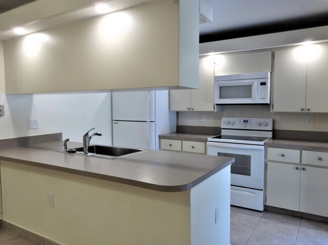Foto del edificio - 2425 24th Ct