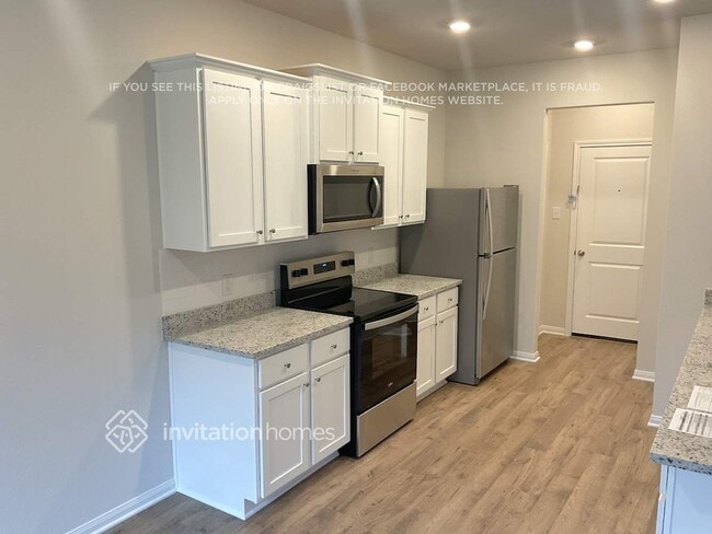 Foto del edificio - 8214 Sunberry Shadow Dr