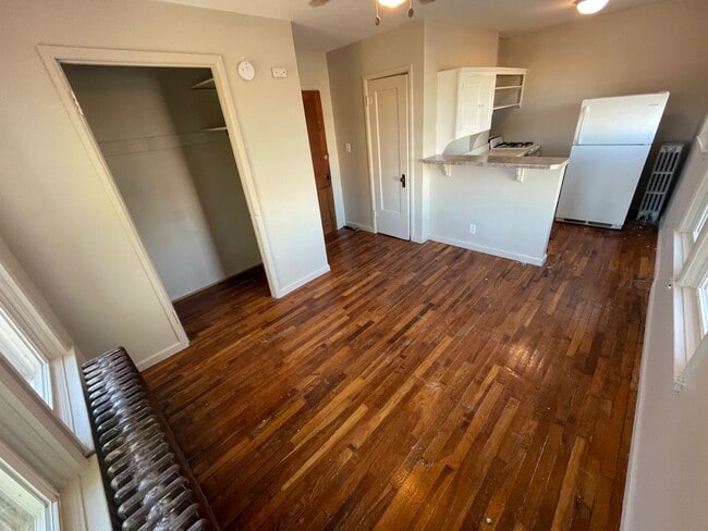 Interior Photo - Biston Apartments