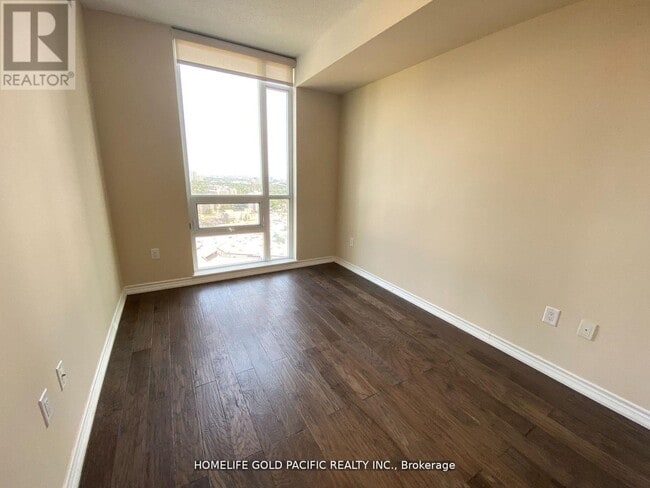 Building Photo - 66 Forest Manor Rd