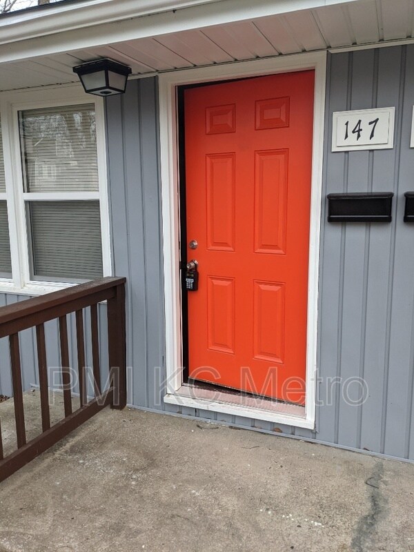 147 S Oxford Ave, Independence, MO 64053 House Rental in Independence, MO