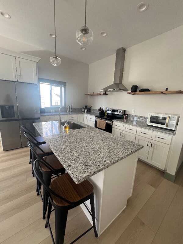 Foto del edificio - 422 W 18th St