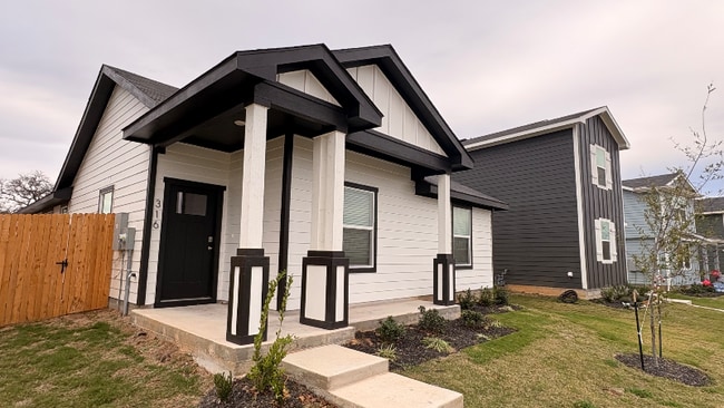 Building Photo - 316 Constanza Trl