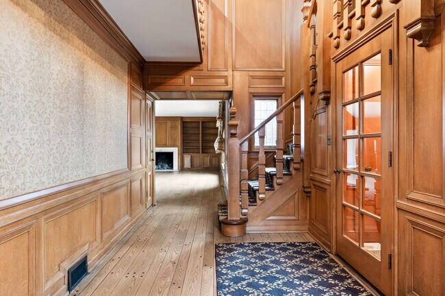Building Photo - 541 Merri Oaks Rd