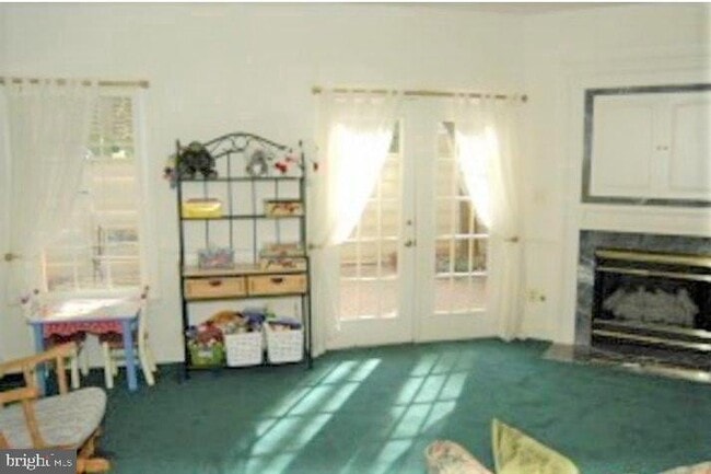 Building Photo - 1317 Sundial Dr