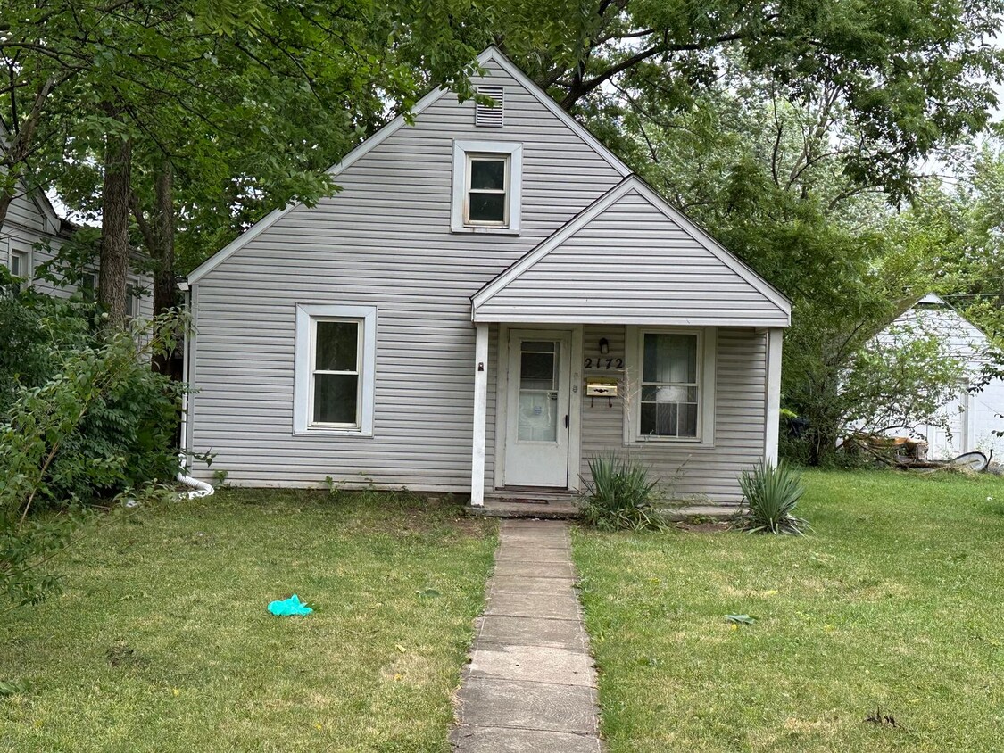 Primary Photo - Charming 2-Bed/1-Bath Home in Columbus: Pe...