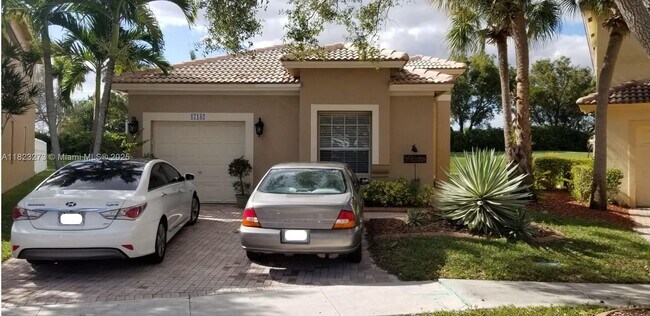 Foto del edificio - 17182 NW 13th St